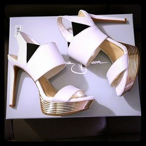 Jessica Simpson Ladies Sandal